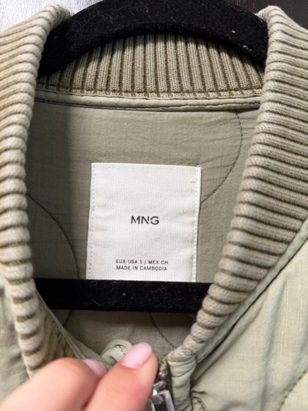 MANGO Quilted Bomber Jacket - Picture 4 of 5
